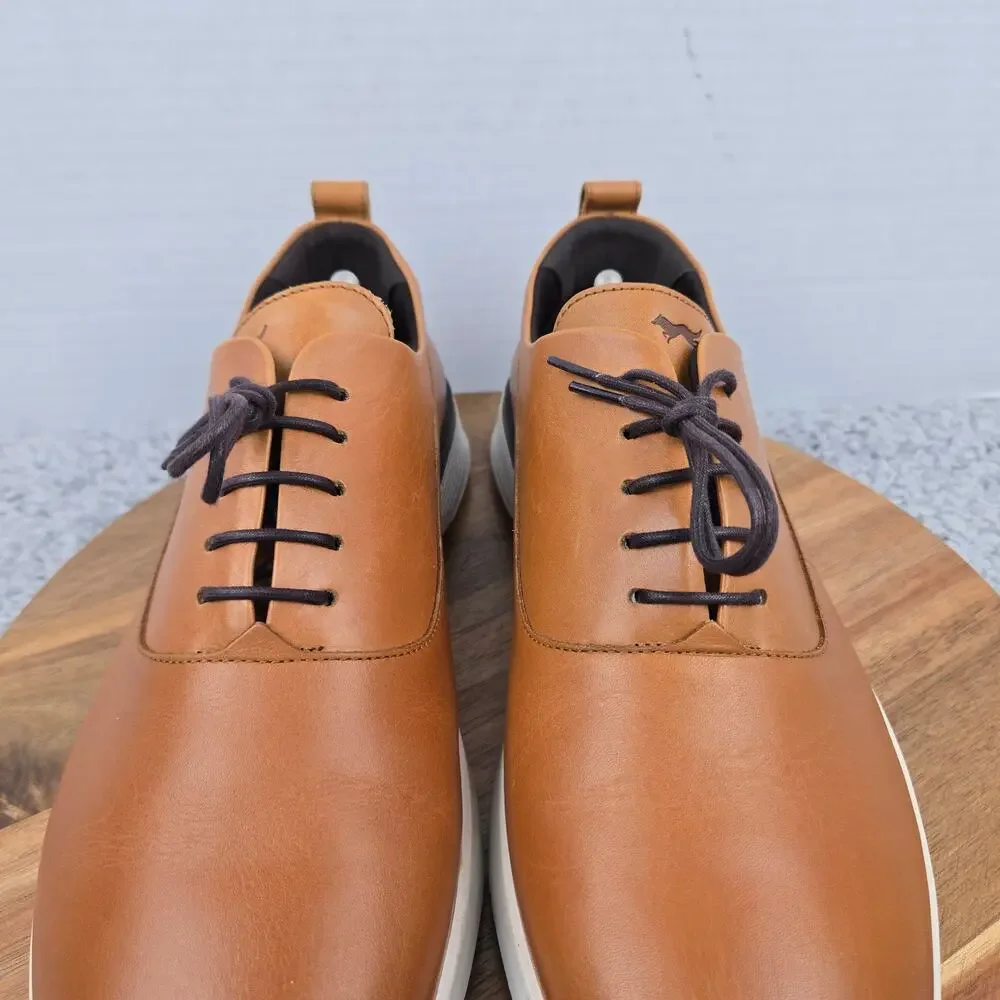 Wolf and Shepherd Mens 10M Crossover Longwing Honey White Hybrid Oxford Sneaker